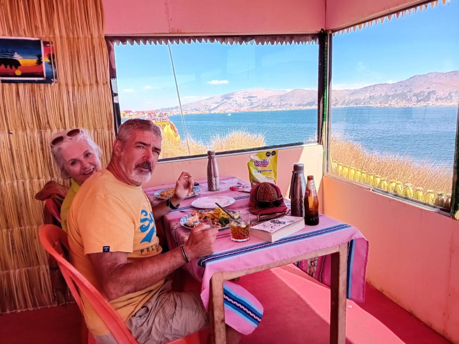 Urosfood & Titiqaqa Lodge Szoba fotó