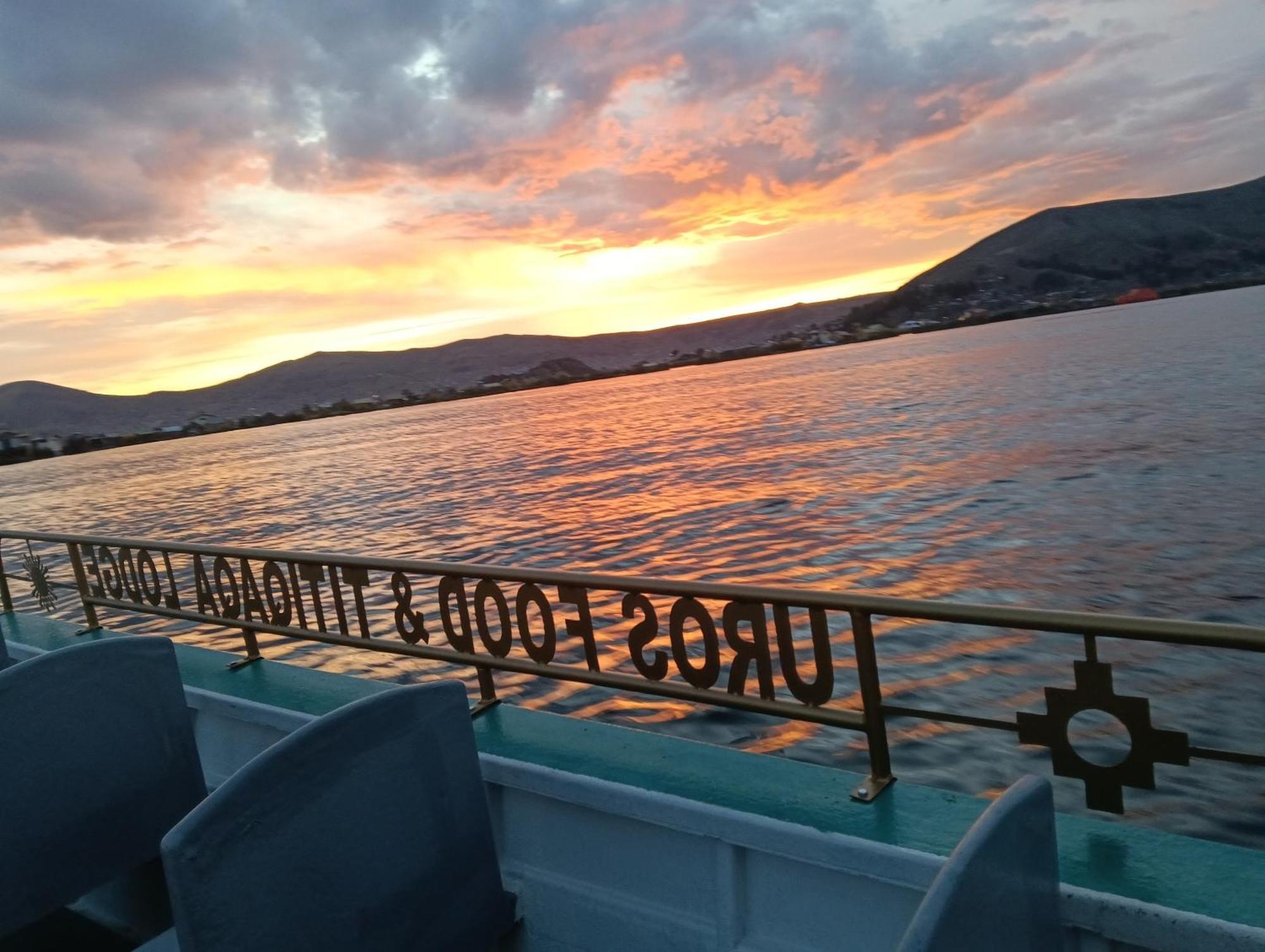 Urosfood & Titiqaqa Lodge Kültér fotó