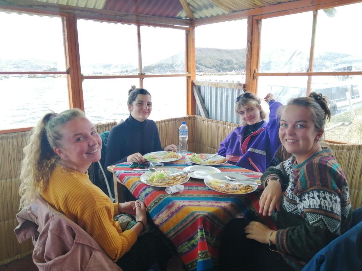 Urosfood & Titiqaqa Lodge Kültér fotó